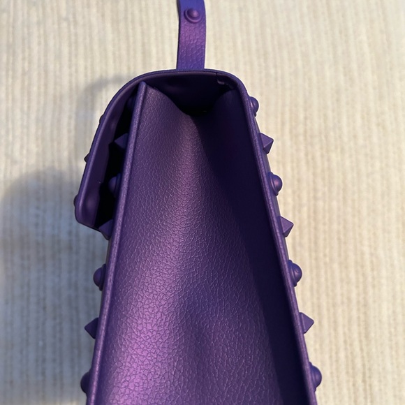 NWOT Vibrant Purple Studded Jelly  Shoulder/Satchel - Picture 4 of 8